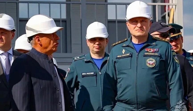 Глава МЧС России проконтролировал ход строительства тренировочного комплекса для пожарных и спасателей в Казани
