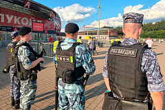 Охрану общественного порядка и безопасность на футбольном матче в Москве обеспечила Росгвардия
