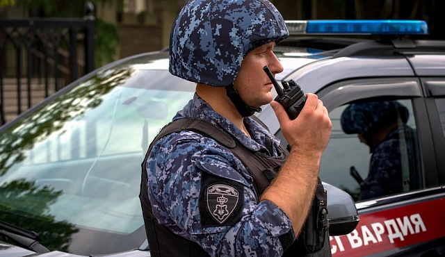 Сотрудники Росгвардии задержали подозреваемого в незаконном обороте наркотических средств